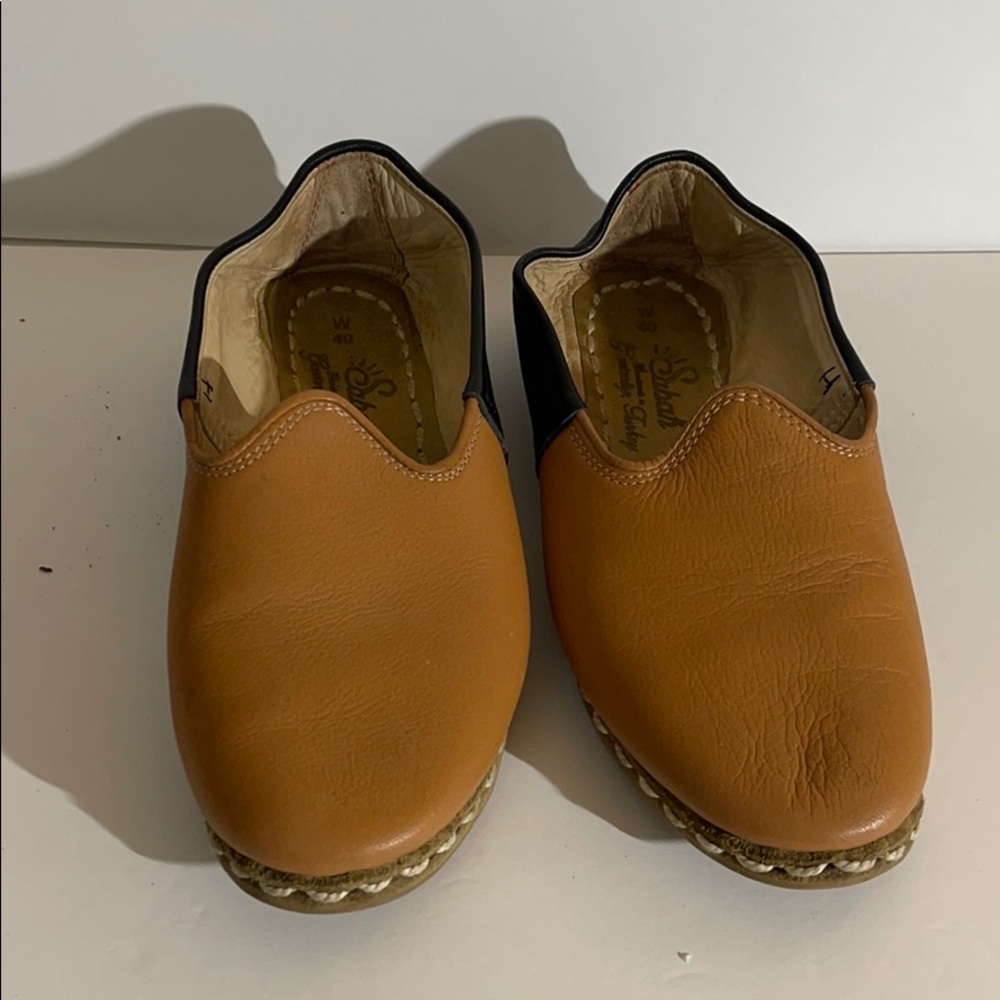 Sabah shoes |  tan leather and black size 40 |